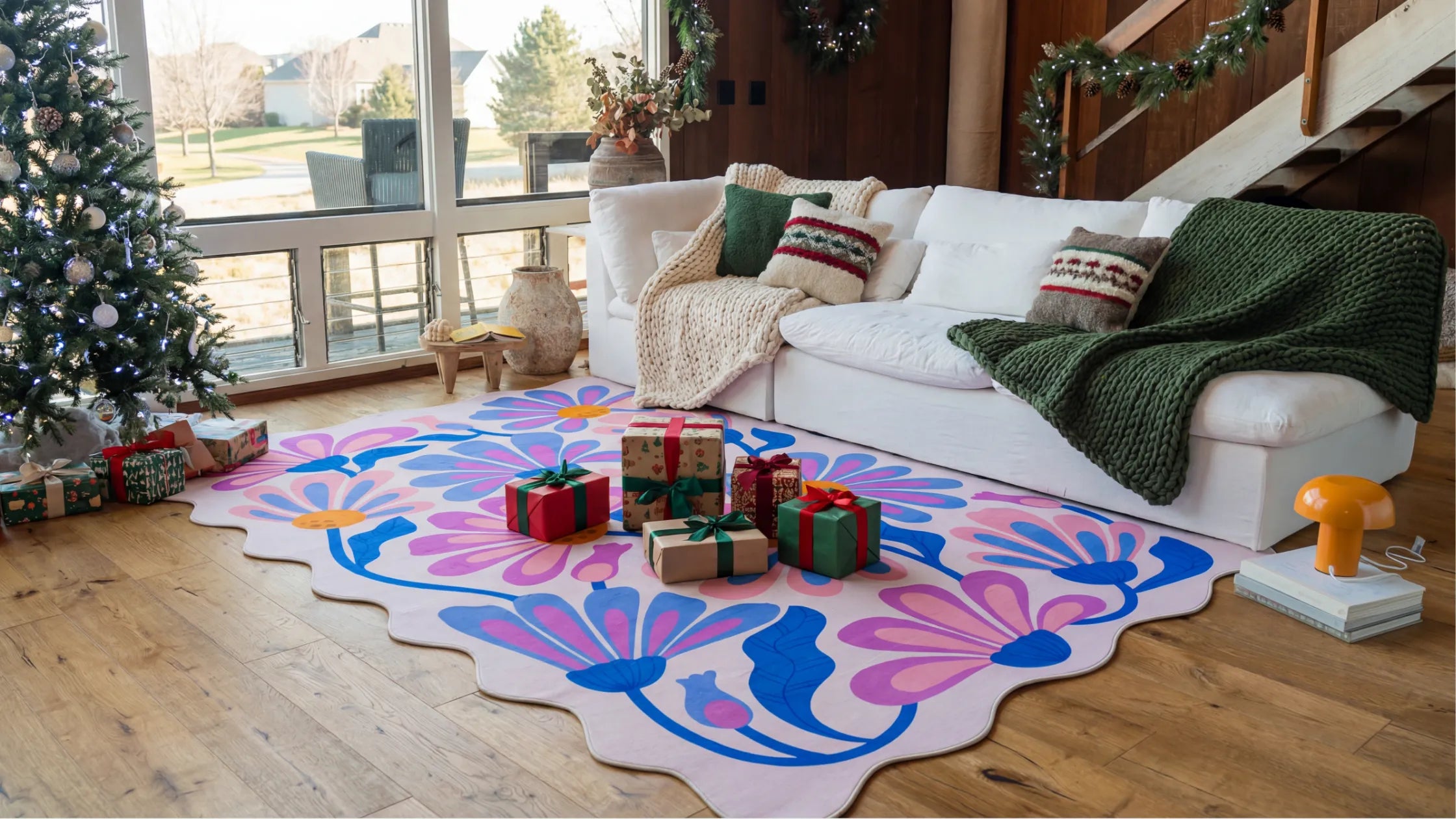 How to Choose a Christmas Rug That You’ll Love All Winter