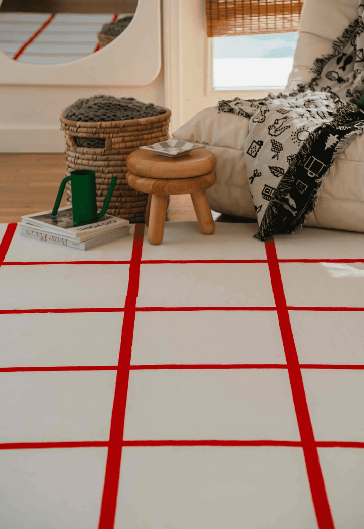 A cozy place with the LanySpace Red and White Grid Modern Rug