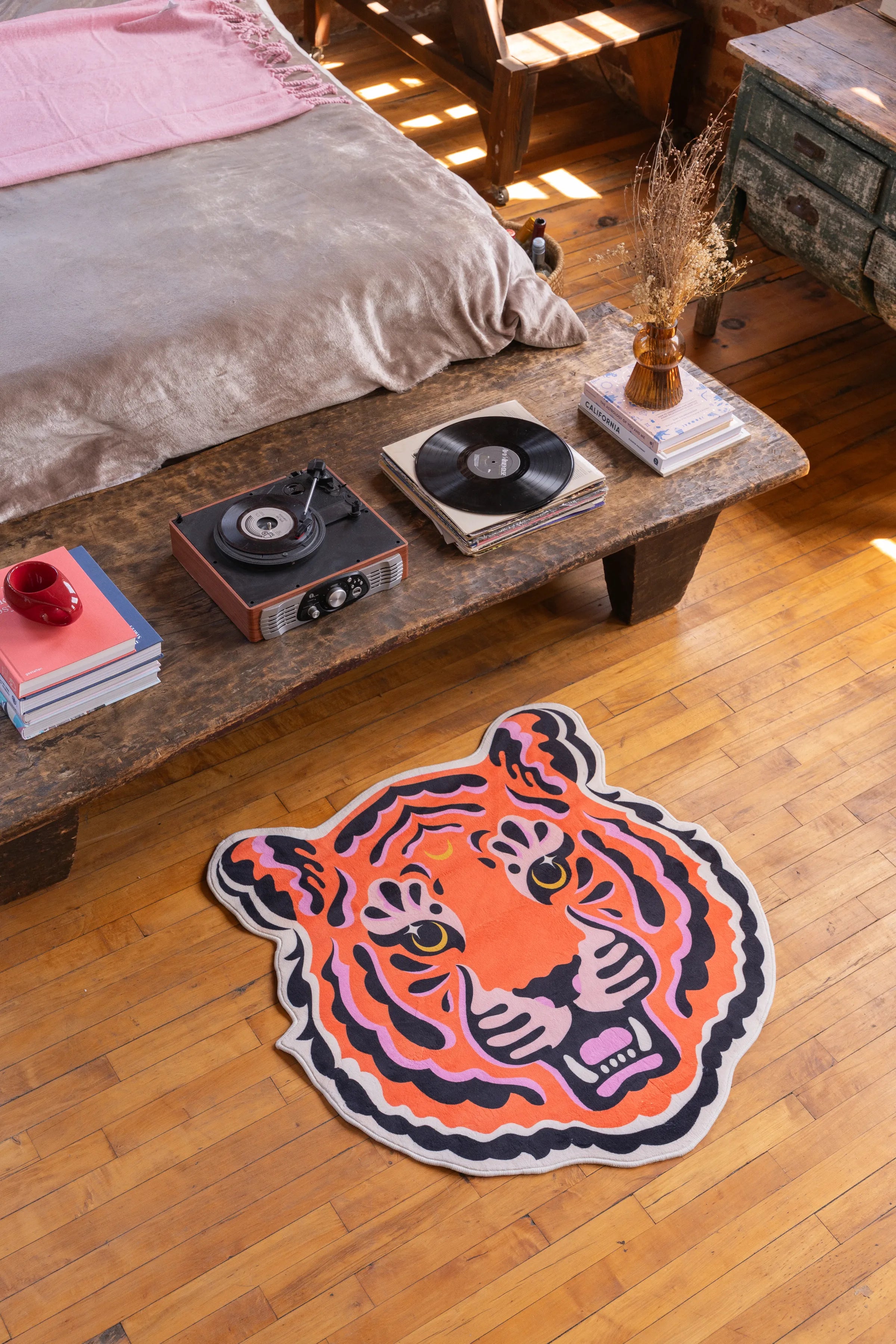 Funky Statement Tiger Rug by Jessica Miller – Lany Space