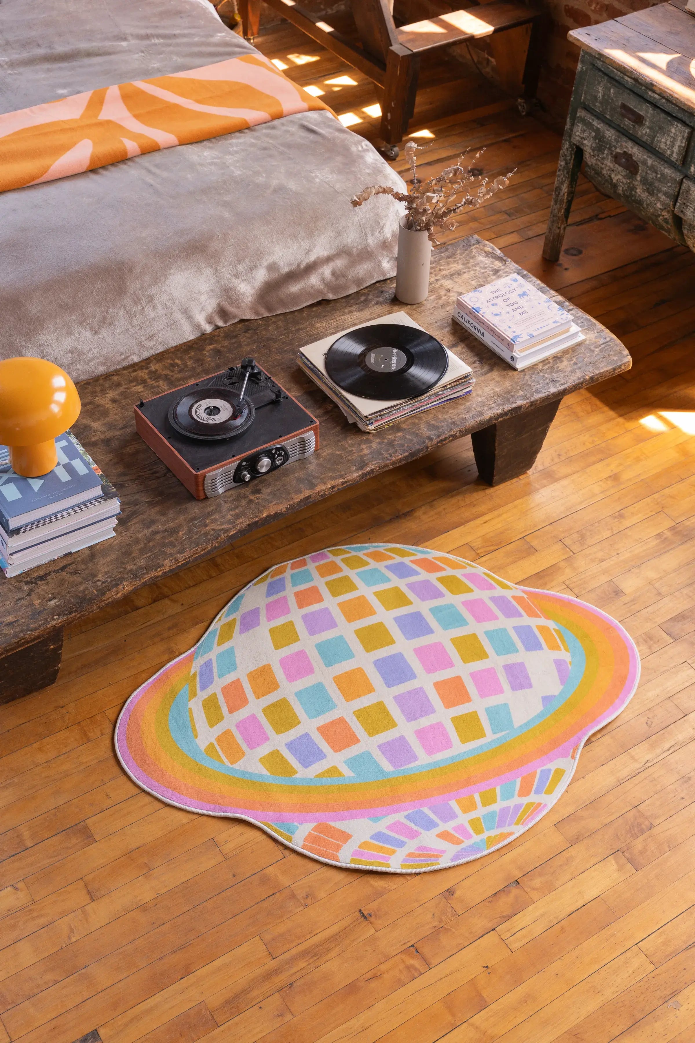 Parks Dept ラグ Disco Planet Checkered Rug by Darra Sargent – Lany Space