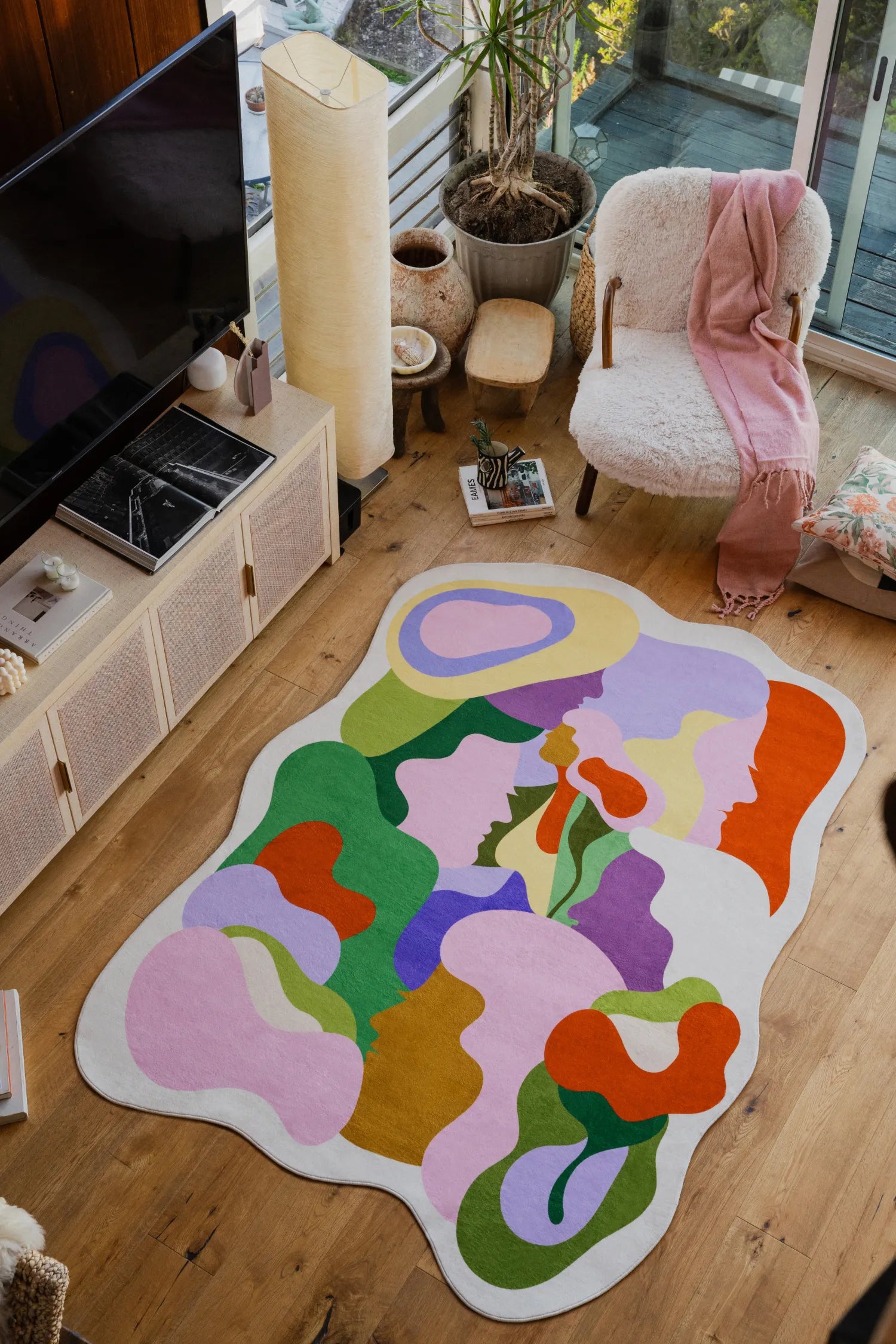 Irregular Bloomland Pastel Rug by Maggie Stephenson – Lany Space