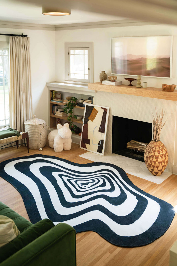 LanySpace Vertigo Irregular Area Rug in Living Room