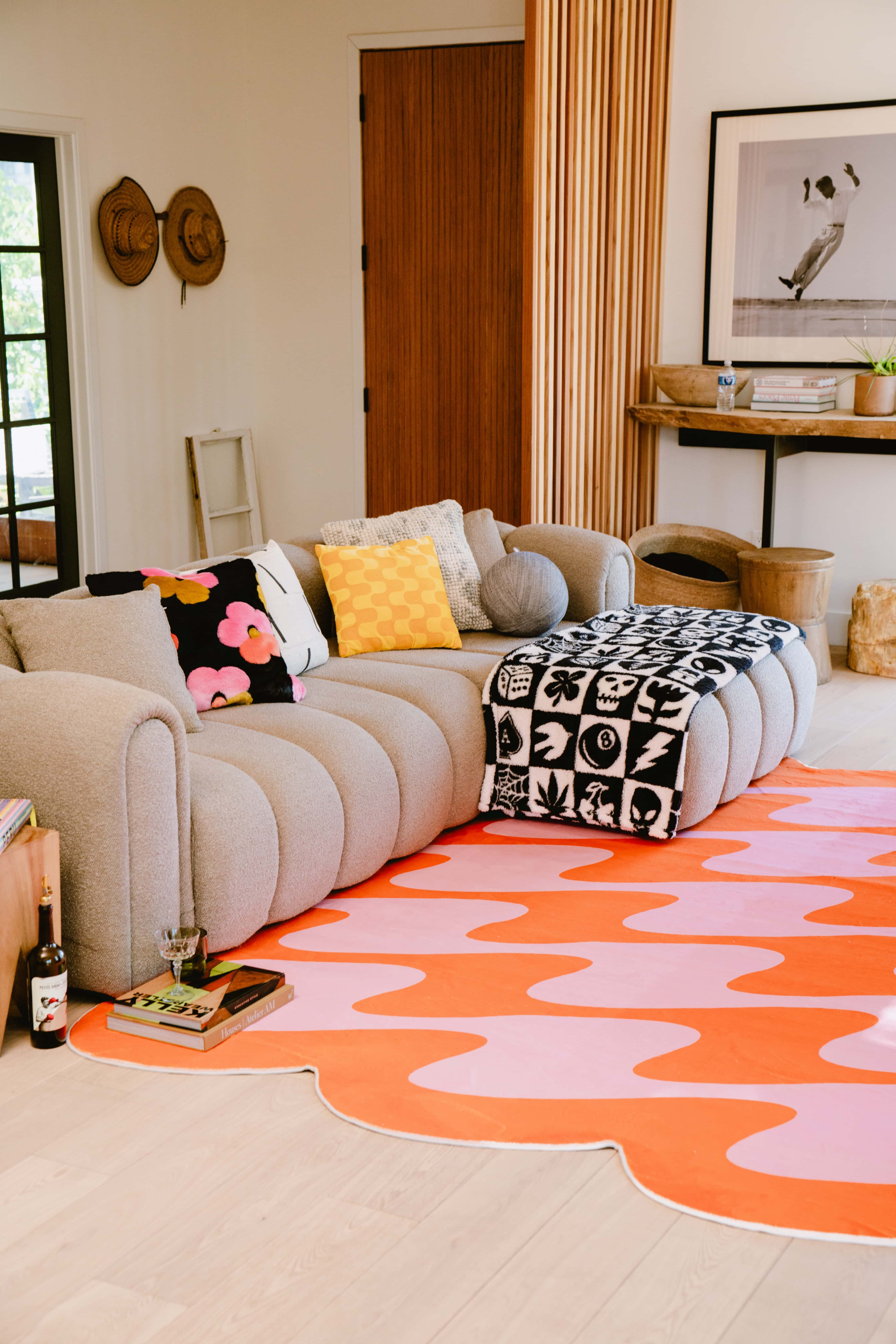 Pastel Irregular Shaped Wavy Rug by Designer Johann Banta – Lany Space