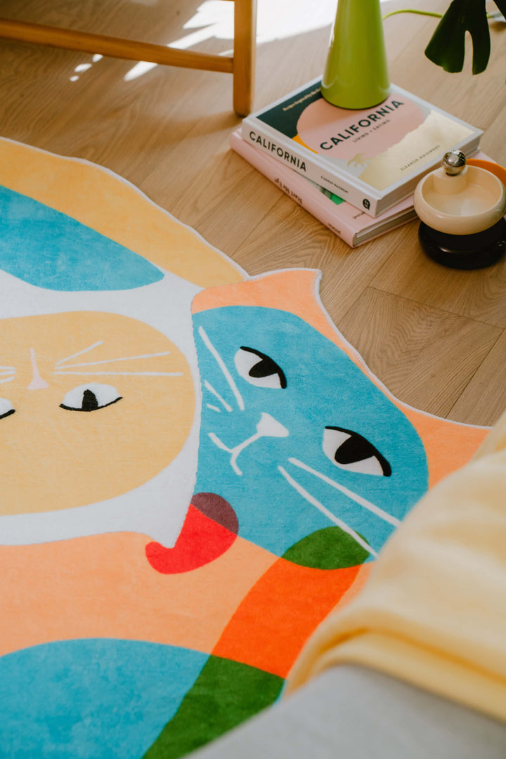 Details of LanySpace Heart Shaped Yellow and Orange Cuddle Cat Rug
